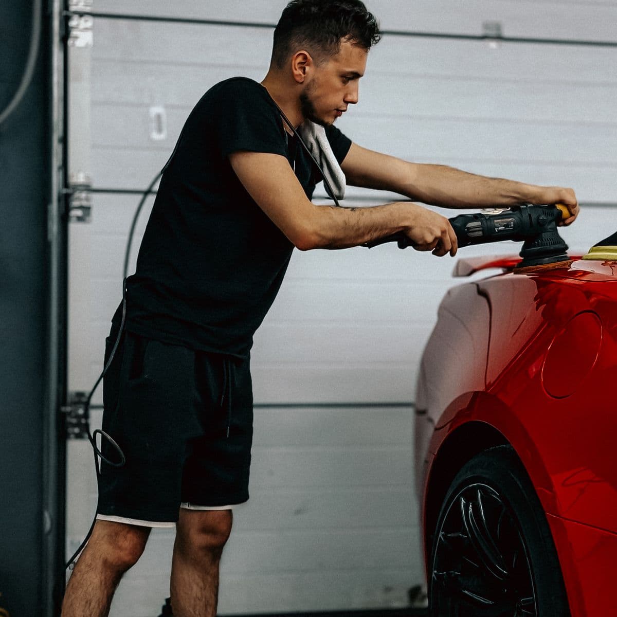 Final polish and paint correction after collision repair